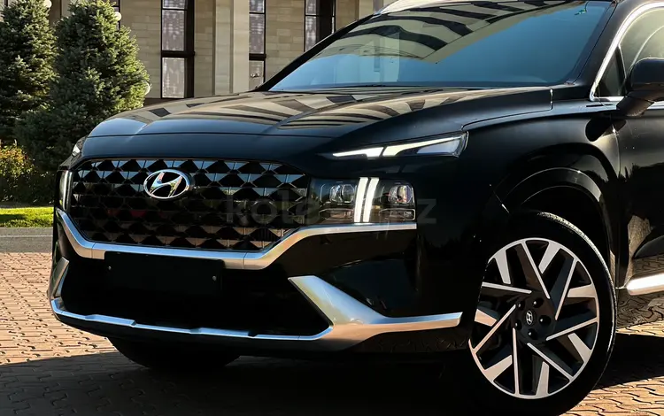 Hyundai Santa Fe 2021 года за 18 000 000 тг. в Шымкент