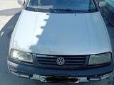 Volkswagen Vento 1992 года за 1 100 000 тг. в Караганда – фото 3