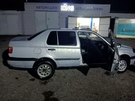 Volkswagen Vento 1992 года за 1 000 000 тг. в Караганда – фото 6