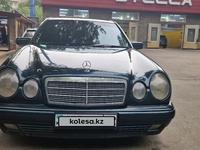 Mercedes-Benz E 320 1996 года за 2 700 000 тг. в Алматы