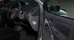 Toyota Yaris 2000 годаүшін2 100 000 тг. в Семей – фото 4