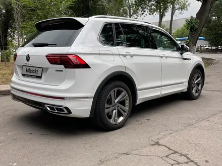 Volkswagen Tiguan 2021 года за 20 500 000 тг. в Алматы – фото 5