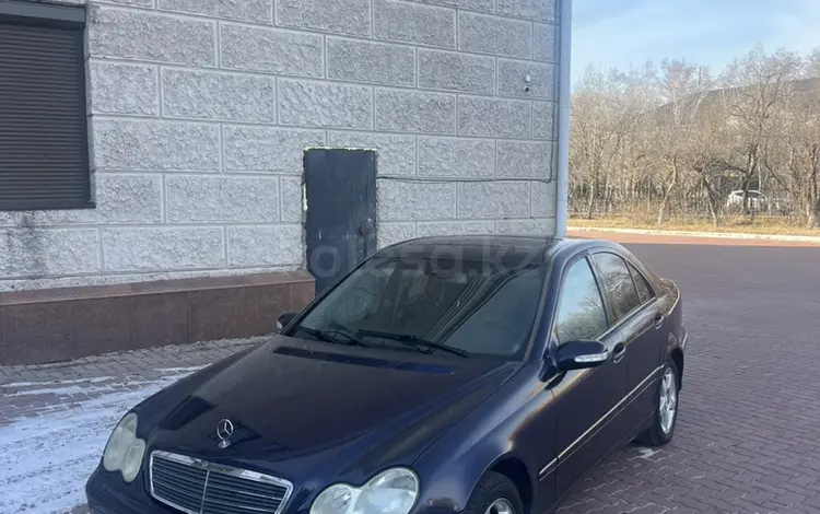 Mercedes-Benz C 180 2002 года за 2 800 000 тг. в Экибастуз