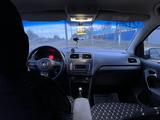 Volkswagen Polo 2014 годаүшін4 250 000 тг. в Актобе – фото 2