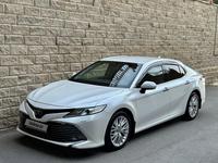 Toyota Camry 2020 года за 16 100 000 тг. в Шымкент