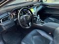 Toyota Camry 2019 года за 12 000 000 тг. в Атырау – фото 5