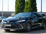 Toyota Camry 2023 годаүшін18 990 000 тг. в Алматы – фото 2