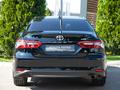 Toyota Camry 2023 года за 18 990 000 тг. в Алматы – фото 5