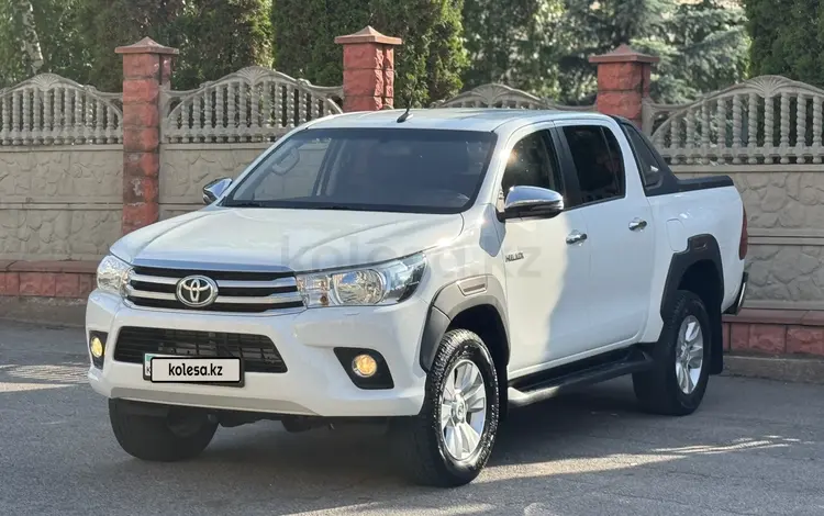 Toyota Hilux 2018 года за 13 800 000 тг. в Алматы