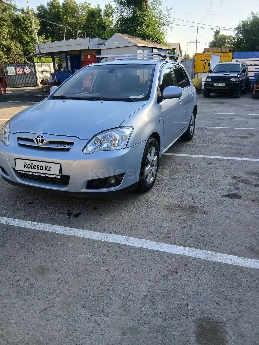 Toyota Corolla, 2004