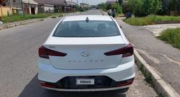 Hyundai Elantra 2019 года за 6 500 000 тг. в Шымкент – фото 3
