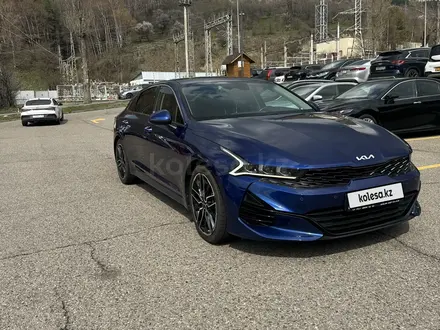 Kia K5 2022 года за 12 500 000 тг. в Алматы