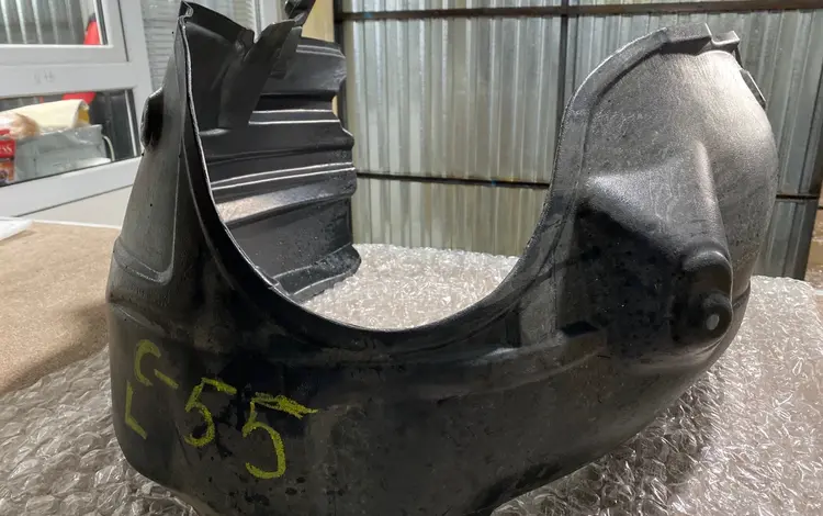 Передний подкрыльник — Toyota Camry 55 2015- за 6 000 тг. в Алматы
