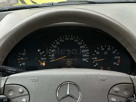 Mercedes-Benz E 320 2000 года за 4 650 000 тг. в Тараз – фото 14
