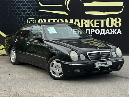 Mercedes-Benz E 320 2000 года за 4 650 000 тг. в Тараз – фото 3