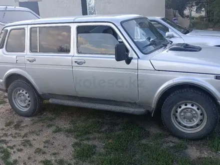 ВАЗ (Lada) Lada 2131 (5-ти дверный) 2004 года за 1 400 000 тг. в Актобе