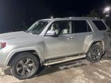 Toyota 4Runner 2015 годаүшін17 500 000 тг. в Усть-Каменогорск – фото 4