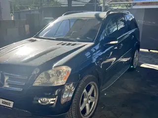 Mercedes-Benz GL 550