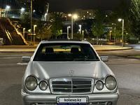 Mercedes-Benz E 320 1995 года за 2 800 000 тг. в Алматы