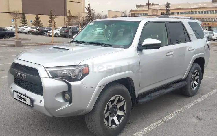 Toyota 4Runner 2018 годаfor19 500 000 тг. в Тараз