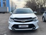 Toyota Camry 2017 года за 13 000 000 тг. в Караганда – фото 2