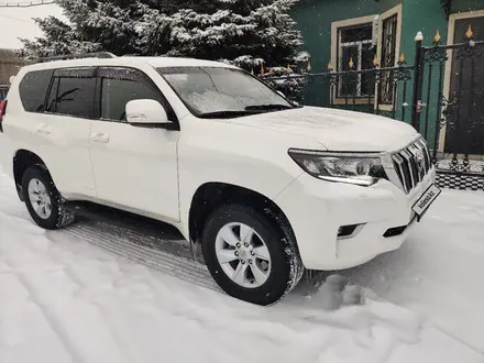 Toyota Land Cruiser Prado 2019 года за 26 500 000 тг. в Жезказган – фото 3