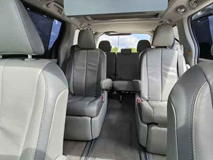 Toyota Sienna 2013 года за 12 000 000 тг. в Астана – фото 58