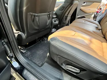 Hyundai Santa Fe 2023 года за 23 000 000 тг. в Алматы – фото 22