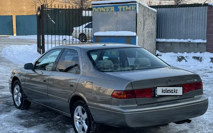 Toyota Camry 2000 годаfor3 700 000 тг. в Алматы