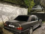 Mercedes-Benz E 230 1988 года за 1 150 000 тг. в Тараз