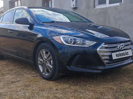 Hyundai Elantra 2016 года за 7 500 000 тг. в Уральск – фото 3