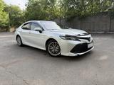 Toyota Camry 2018 года за 10 000 000 тг. в Алматы – фото 4