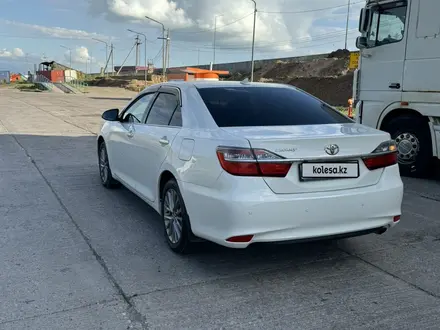 Toyota Camry 2017 года за 12 700 000 тг. в Шымкент – фото 4
