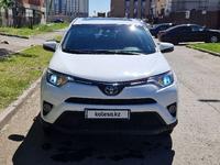 Toyota RAV4 2018 года за 12 000 000 тг. в Астана