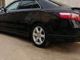 Toyota Camry 2008 года за 6 000 000 тг. в Актобе – фото 4