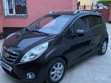 Chevrolet Spark 2011 года за 3 500 000 тг. в Туркестан – фото 2