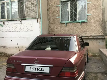 Mercedes-Benz E 220 1994 годаүшін2 000 000 тг. в Тараз – фото 3