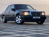 Mercedes-Benz E 230 1992 года за 2 900 000 тг. в Алматы – фото 3