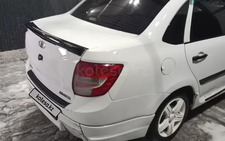 ВАЗ (Lada) Granta 2190 2012 года за 2 000 000 тг. в Семей
