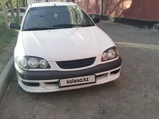 Toyota Avensis, 1998