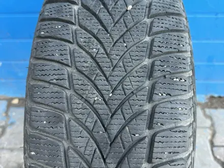 Зимние шины GoodYear в отличном состояний за 30 000 тг. в Алматы – фото 2