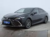 Toyota Camry 2023 года за 14 750 000 тг. в Астана