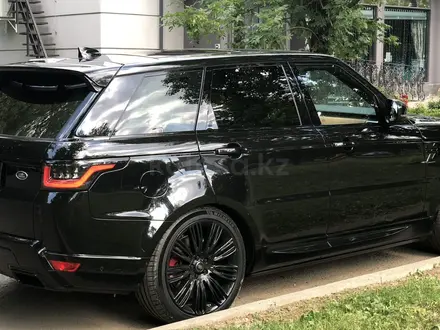 Land Rover Range Rover Sport 2018 года за 42 000 000 тг. в Алматы – фото 3