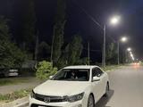 Toyota Camry 2017 года за 13 600 000 тг. в Шымкент – фото 3