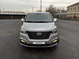 Hyundai Starex 2018 года за 14 600 000 тг. в Шымкент – фото 3