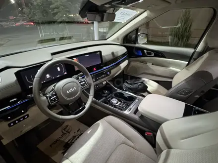 Kia Carnival 2024 года за 21 000 000 тг. в Алматы – фото 10