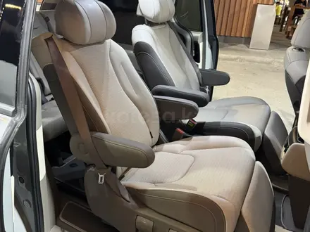 Kia Carnival 2024 года за 21 000 000 тг. в Алматы – фото 14