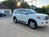 Toyota Land Cruiser 2014 годаfor22 000 000 тг. в Уральск – фото 2