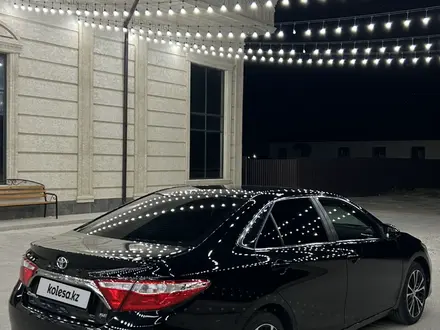 Toyota Camry 2014 года за 9 300 000 тг. в Атырау – фото 12