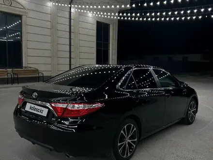 Toyota Camry 2014 года за 9 300 000 тг. в Атырау – фото 10